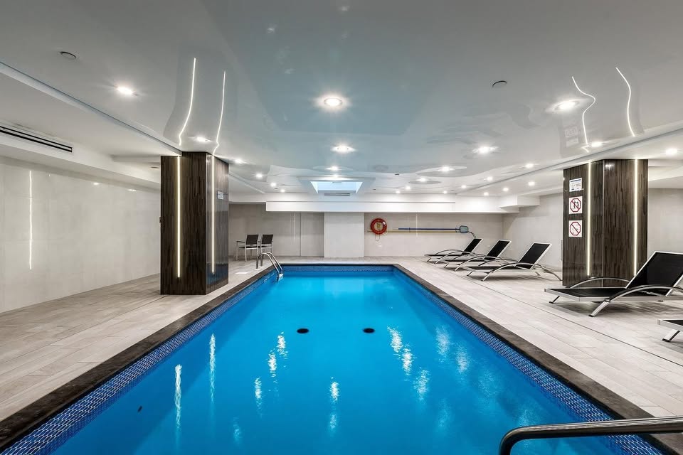 Furnished 3½ 1BR Downtown Montreal -TOM Condos, $1850 — photo 3