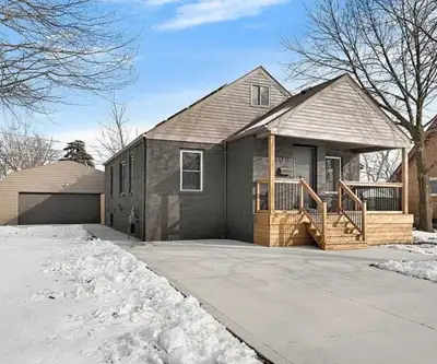 2808 MCKAY AVE This sensational family home on a corner lot is equipped with 6 bedrooms, 3 bathrooms...