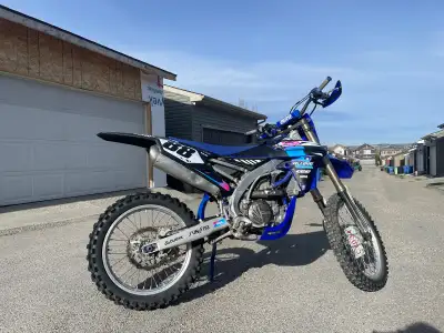 2014 Yamaha YZ450F - fuel injected second generation reverse engine. Great bike, low hrs Bike is rea...