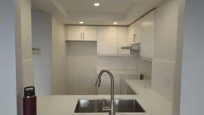 Enjoy completely unobstructed views from the 31st floor in this freshly updated 1-bedroom suite, per...