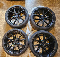 Selling Contisport Contact 5 SSR WITH NICHE rims