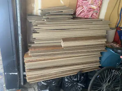 laminate wood flooring, pick up in barrhaven, View more