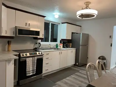 2BDRM IN HULL