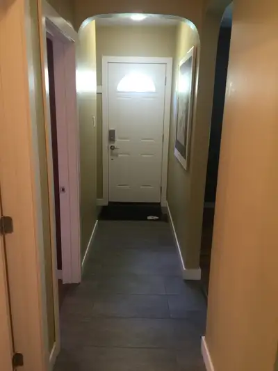 I have rooms available near NAIT featuring essential furnishings. The rooms available and ready for...