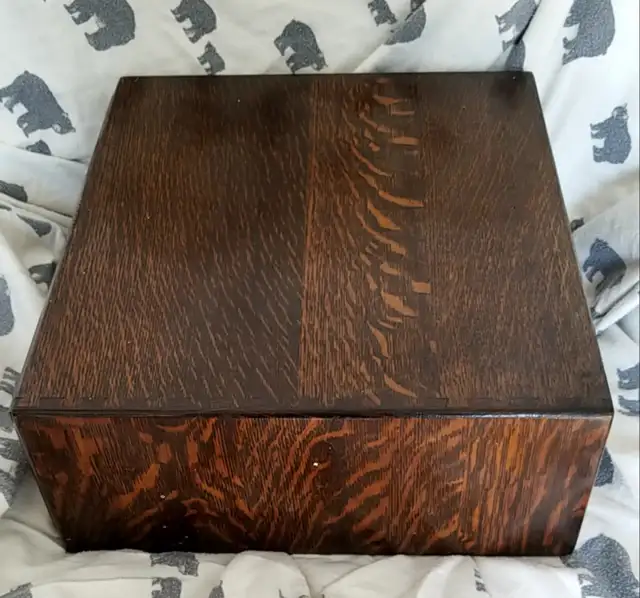 Oak filing cabinet in Bookcases & Shelving Units in City of Toronto - Image 6