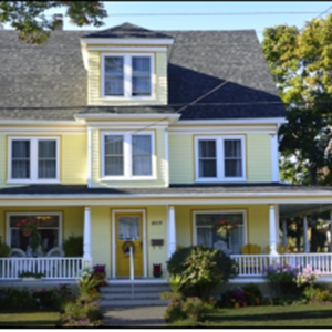 Student rooms for COGS and NSCC Middleton. 3 large ($750) and 1 smaller ($550) furnished bedrooms av...