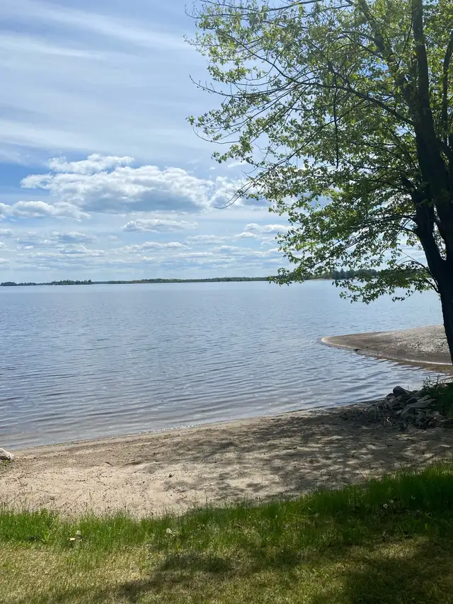 Lake Nipissing Cottage For Rent. Private Getaway in Ontario in Canada - Image 3
