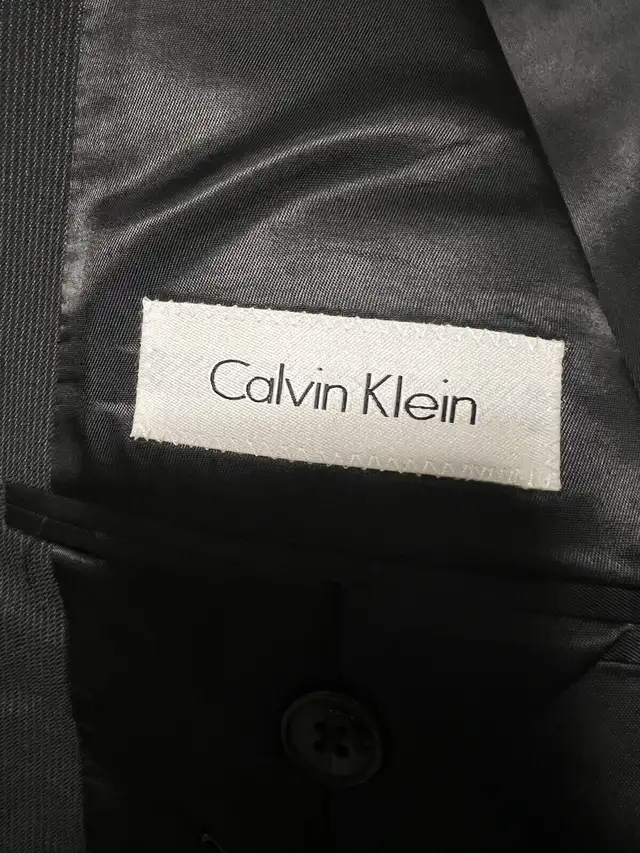 Calvin Klein Jacket 42S (Never worn) in Men's in Edmonton - Image 3