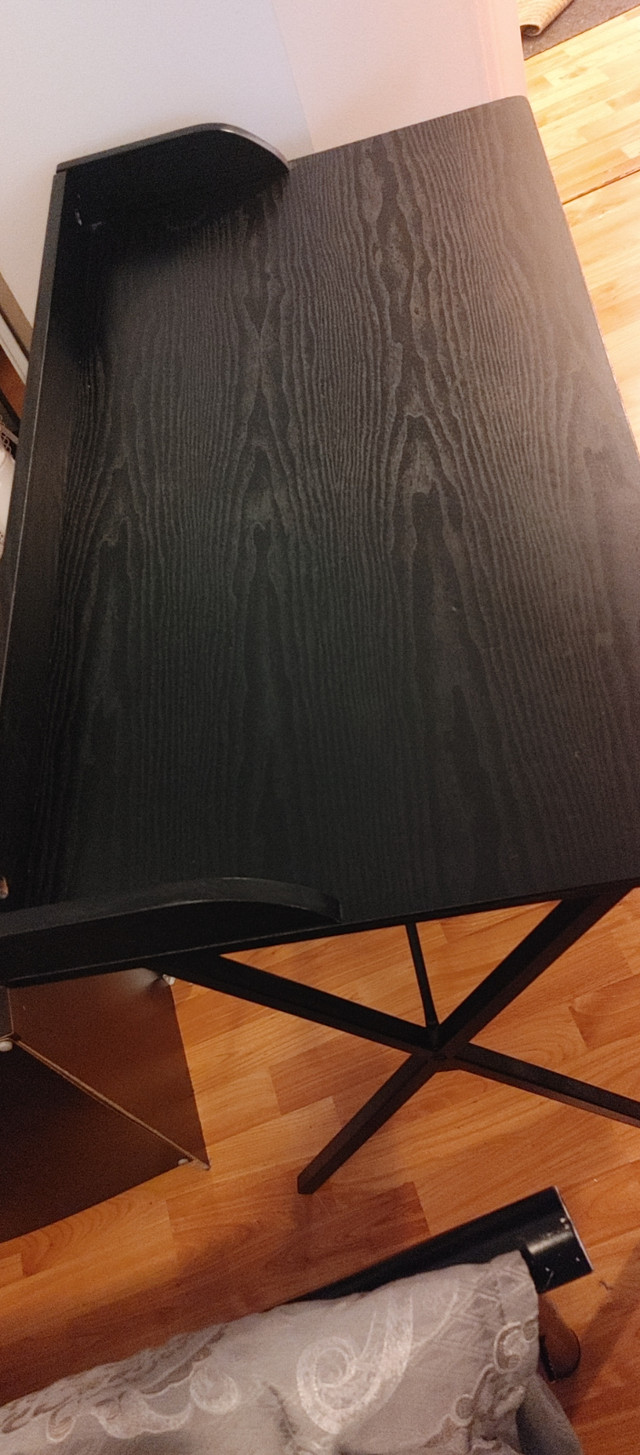 Table de bureau à vendre dans Bureaux  à Ville de Québec