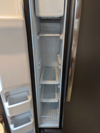 GE 23.2 cu ft  Side by Side Refrigerator