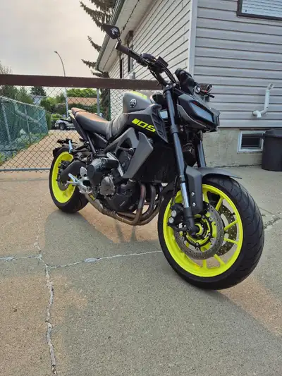2018 Yamaha MT-09 Runs great. I don't ride anymore and saving for a house. Full titanium akra exhaus...