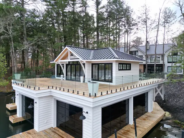 Railing + Waterproof Deck Membrane Installer in Construction & Trades in Muskoka - Image 7