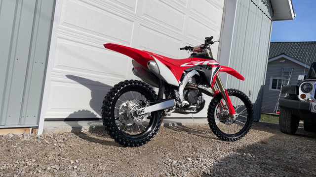 CRF450RX in Dirt Bikes & Motocross in Leamington - Image 3