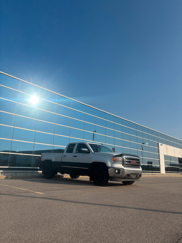 2014 GMC Sierra 1500 SLT Z71  in Cars & Trucks in Mississauga / Peel Region - Image 3