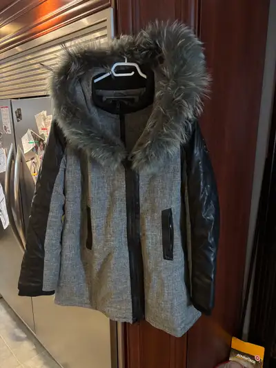 manteau oxygène en fourrure de raton-laveur, View more