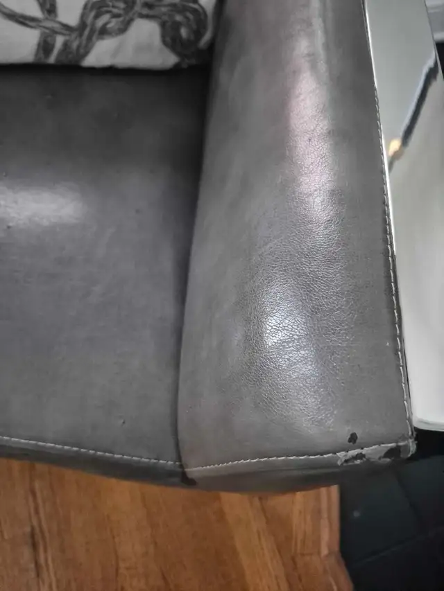 2 Artemano Accent Leather Chairs - Grey with Silver  in Chairs & Recliners in Ottawa - Image 3