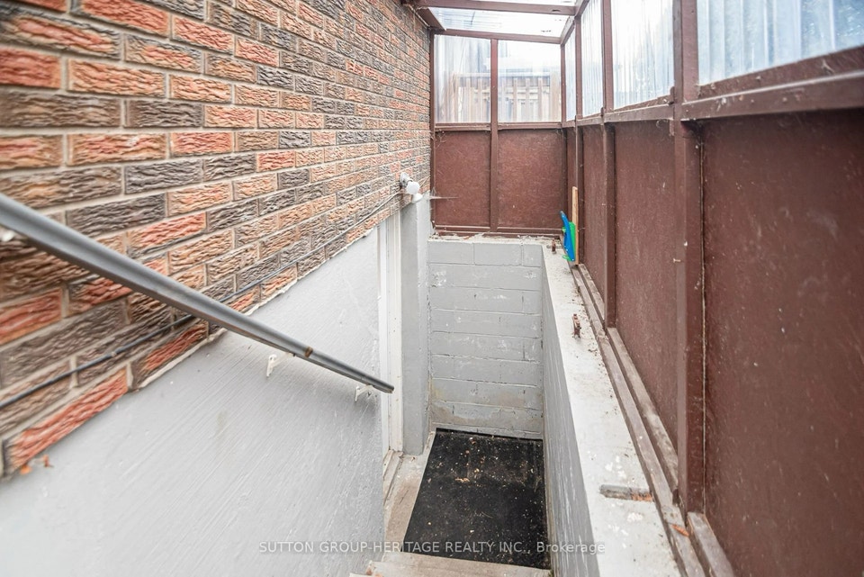 BASEMENT for RENT (Oshawa) 3