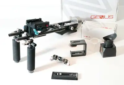 Genus Video Shoulder Mount, View more