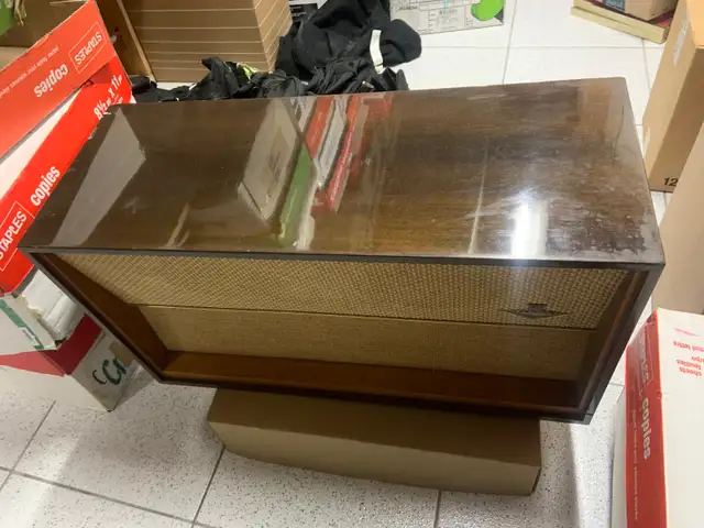 Vintage Stereo Parsifal Speakers in General Electronics in Markham / York Region - Image 3