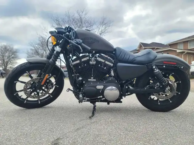 2018 Harley Davidson Iron 883 - 1200cc Hammer Performance! in Street, Cruisers & Choppers in Mississauga / Peel Region - Image 8