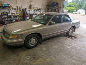 1995 Ford Grand Marquis