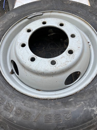 *Rim only* Motorhome tire / wheel - 235 80 r22.5
