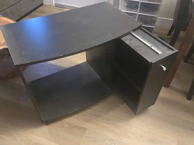 Tv Stand in TV Tables & Entertainment Units in Prince George - Image 2