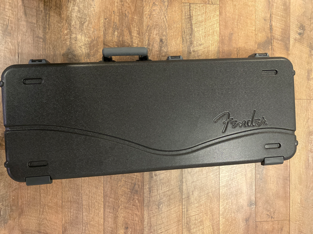 Fender American Ultra Stratocaster HSS 2022 - open to trades in Guitars in Ottawa - Image 9