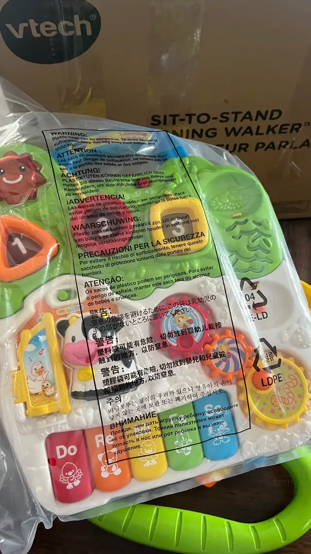 VTech Sit-to-Stand Learning Walker in Toys in London - Image 4
