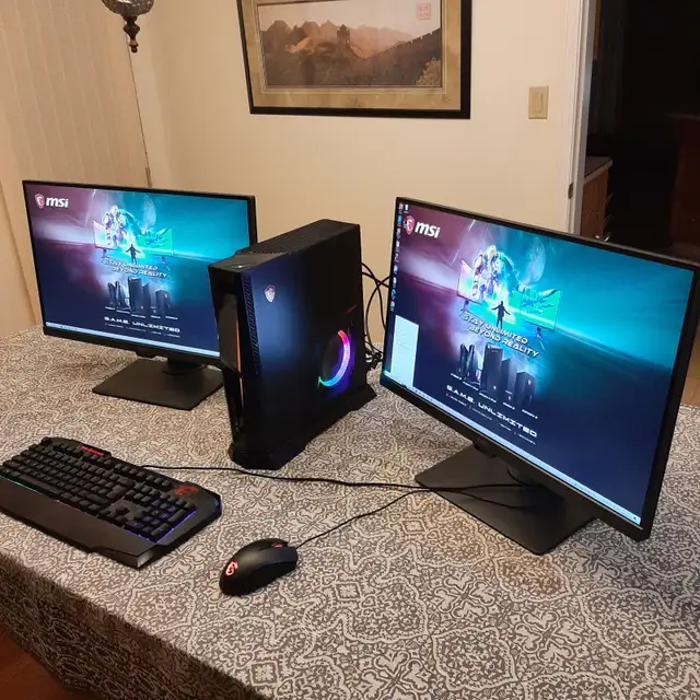 MSI - Trident X Plus - Computer with BENQ 4K Monitors in Desktop Computers in Edmonton - Image 2