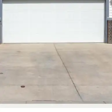 Driveway Parking Available – Close to Martindale Train Station Convenient and secure driveway parkin...