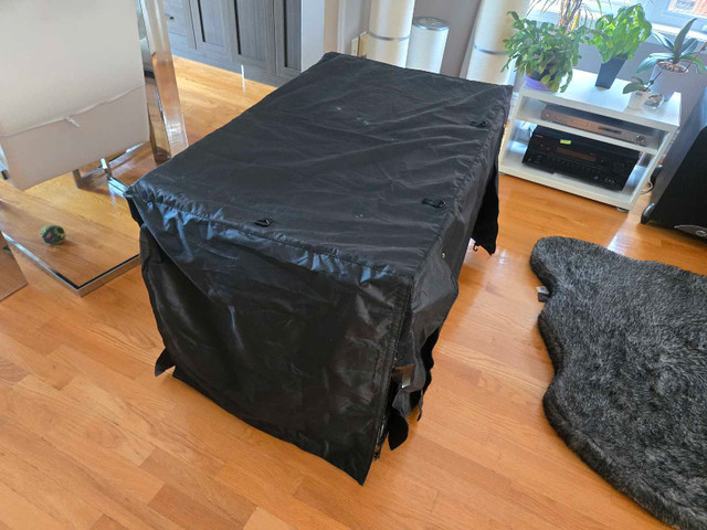 Cage à chien avec accessoirs dans Accessoires  à Laval/Rive Nord - Image 4