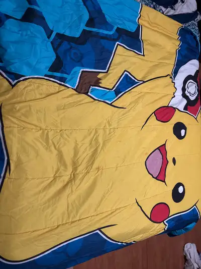 Medium Pikachu Blanket – Soft & Cozy, Pre-Loved, View more