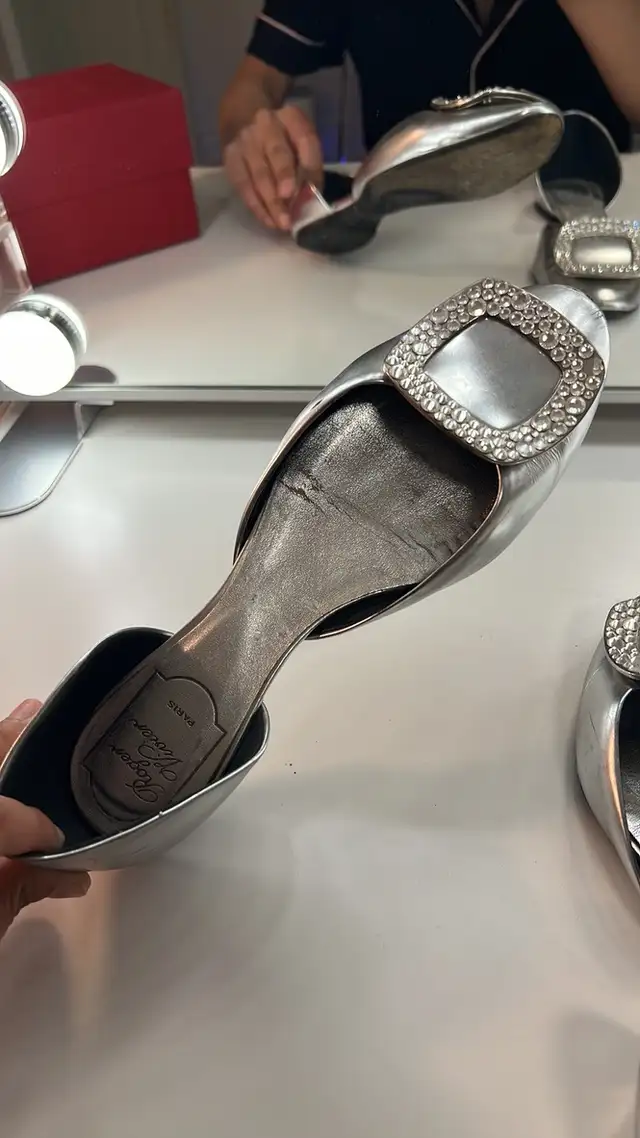 Roger Vivier Women's Ballerina Flats62854394566402122