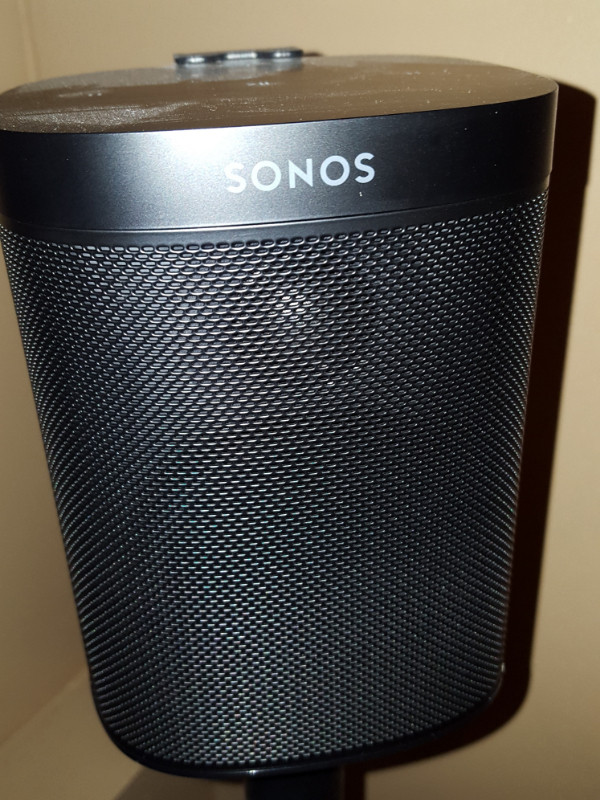 Sonos One SL Speakers on Stand in Speakers in City of Toronto - Image 2