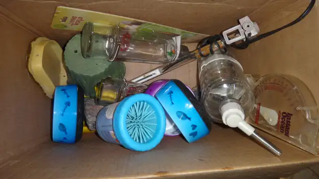 Box of Pet Supplies all for only $20 in Accessories in Winnipeg - Image 2