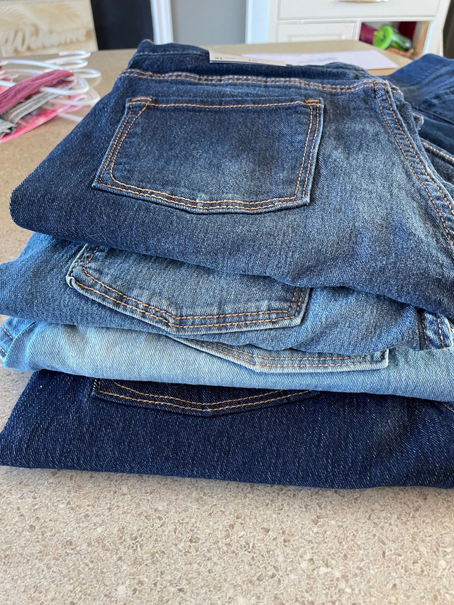 6 pairs of girls BNWT jeans size 14-16 in Kids & Youth in Charlottetown - Image 3