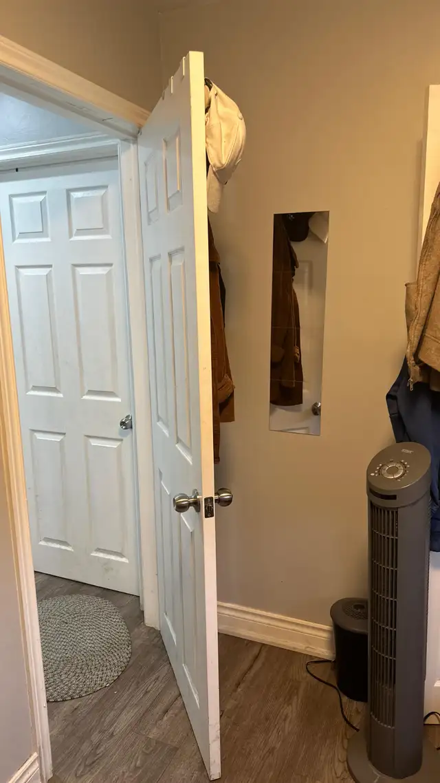 Room for Rent in Room Rentals & Roommates in Mississauga / Peel Region - Image 4