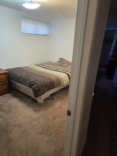 FURNISHED BSMT IN MILLWOODS