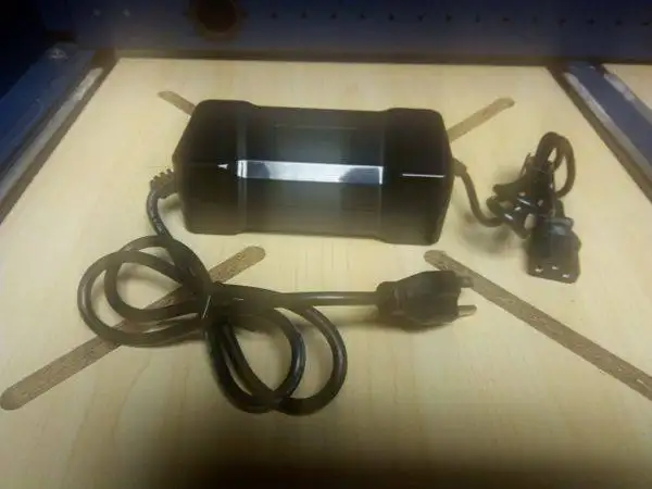 Electric Bicycle Battery Chargers Available for 24 to 96V Lead a in eBike in Oshawa / Durham Region - Image 3