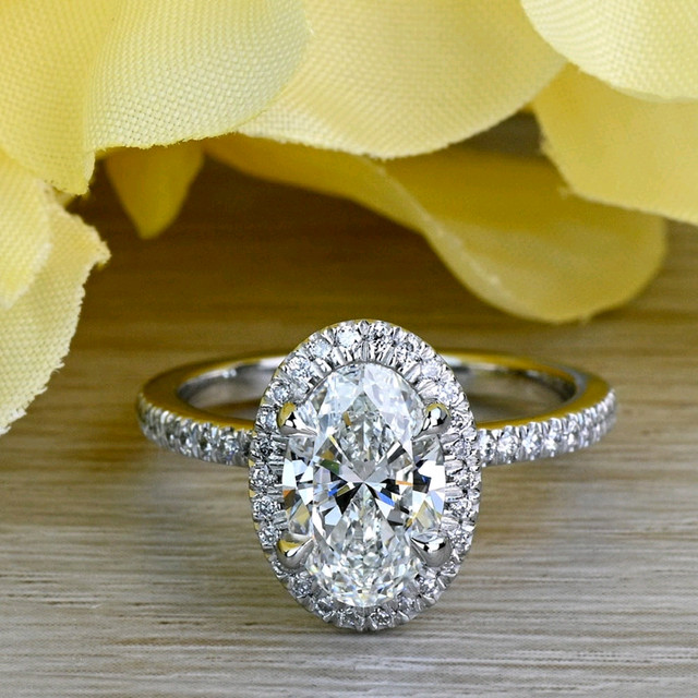 1.80 ctw Lab Oval Diamond Delicate Halo Ring,E-VS1,Excellent in Jewellery & Watches in Vancouver - Image 4