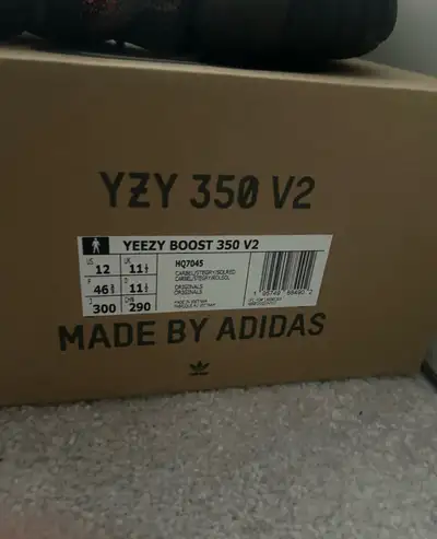 Yeezy 350 Carbon Beluga, View more