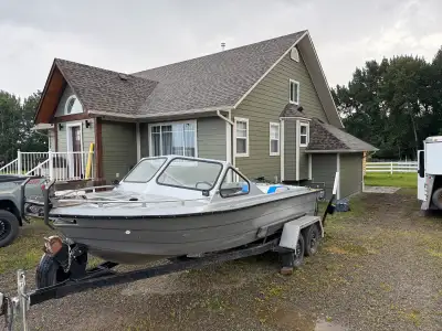 Jet Boat 18’ Alicraft with 383 stroker engine and 212 Hamilton Pump, stomp grate, anchor throttle &...