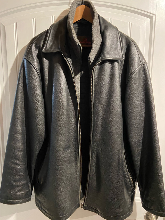 Danier Leather Jacket Men’s  in Men's in Oshawa / Durham Region