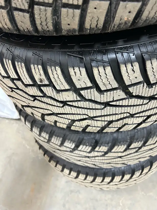 17-inch UniRoyal Winter Tires on Rims in Tires & Rims in Ottawa - Image 3