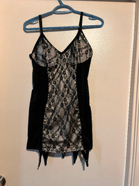 WOMENS INTIMITES-COQUETTE BRA & BUSTIER $40 FOR BOTH