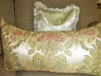 2 FLORAL DECORATIVE CUSHIONS WITH LUXE TRIM