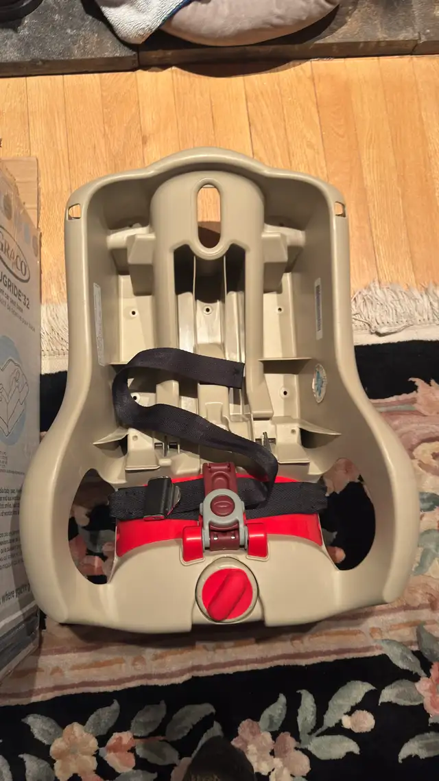 Graco Snugride 32428495627995074560