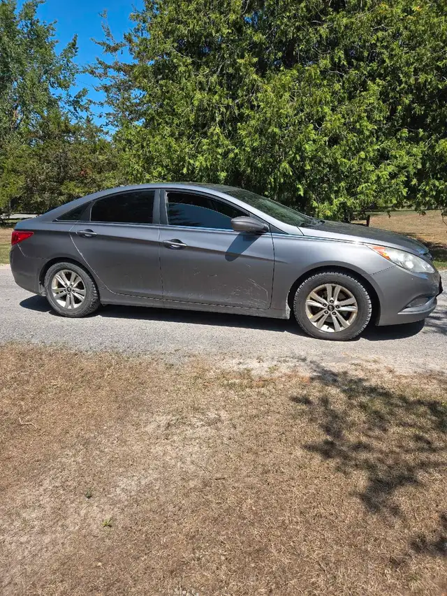 2011 Hyundia Sonata63735889218177121