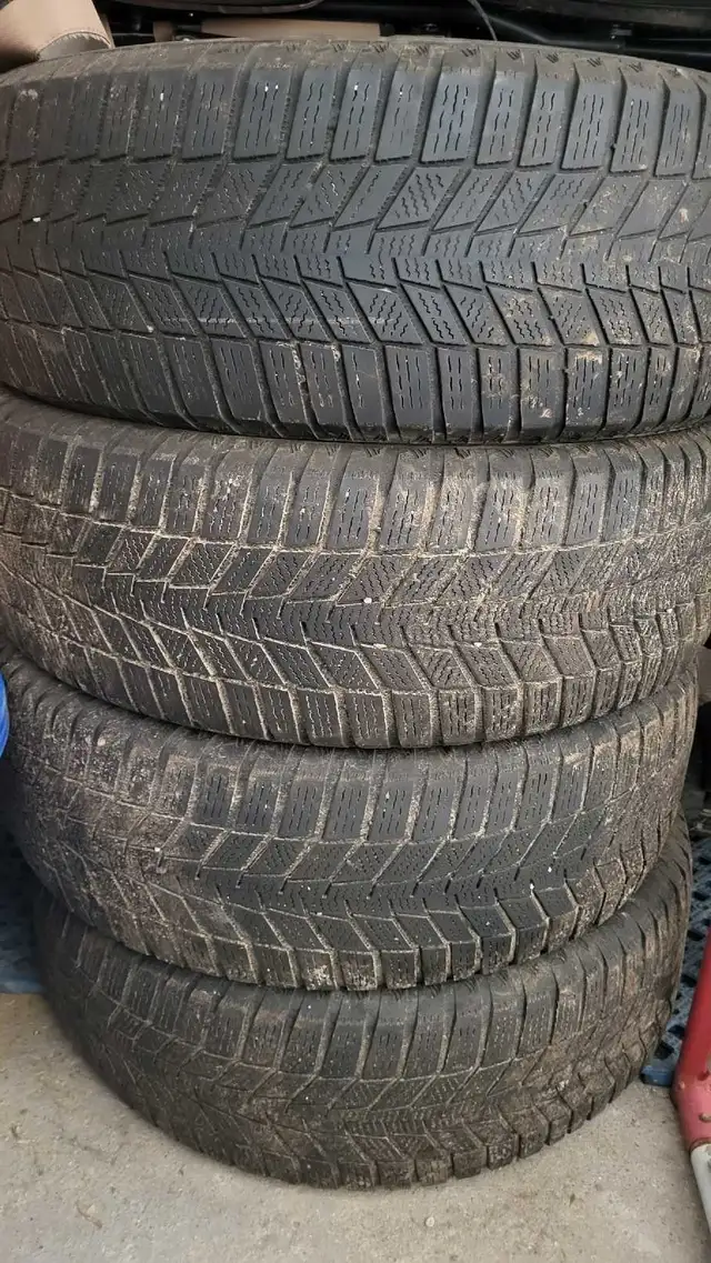 225/65/R17 snow tires in Tires & Rims in Owen Sound - Image 2